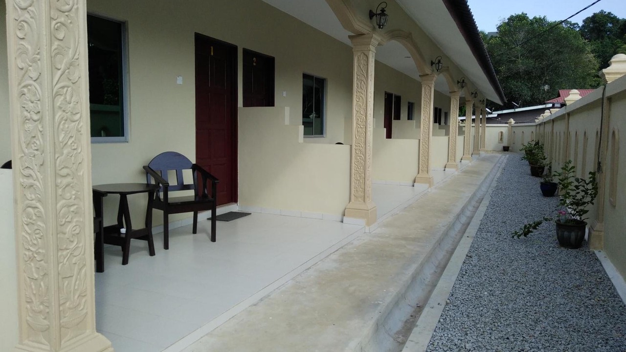 Photo of Patio Balcony in Kampung Kedawang