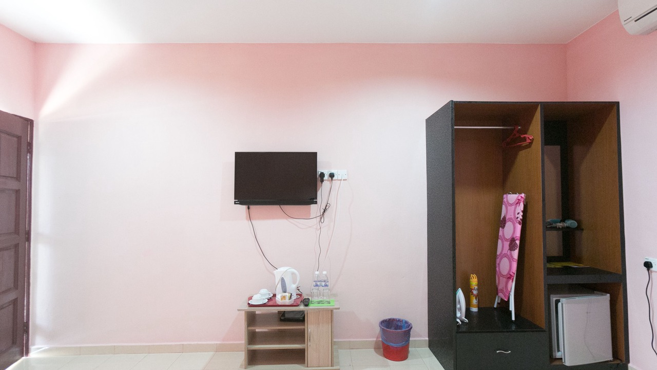 Photo of Bedroom in Kampung Kedawang