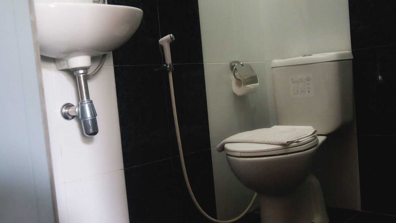 Photo of Bathroom in Central Yogyakarta