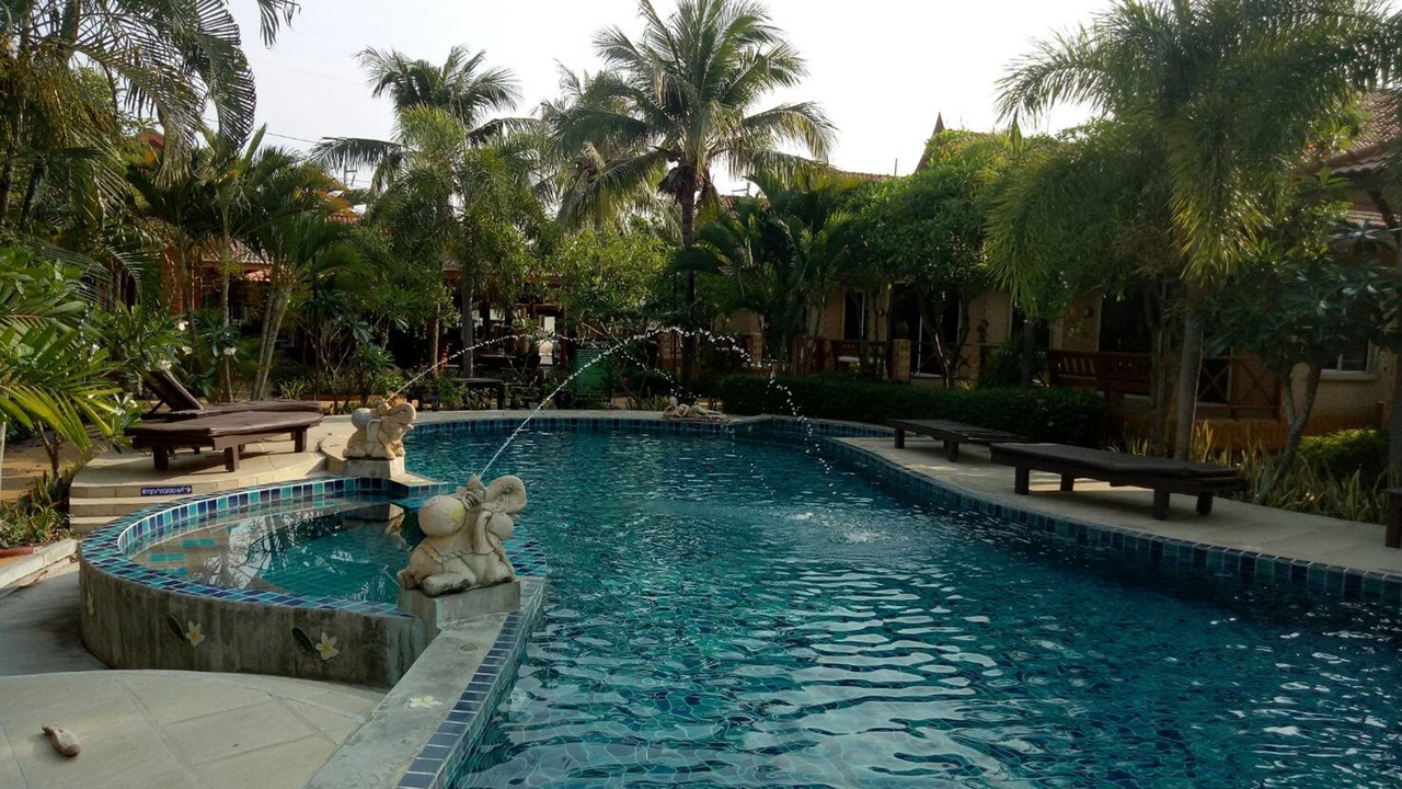 Photo of Outdoor in Hin Lek Fai