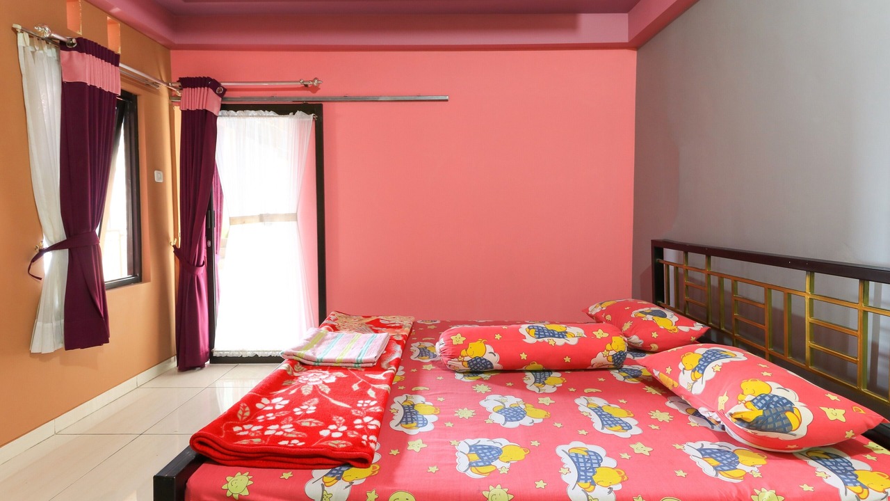 Photo of Bedroom in Tretes