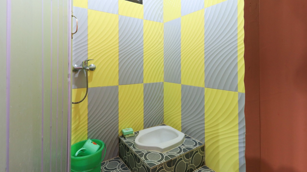 Photo of Bathroom in Tretes