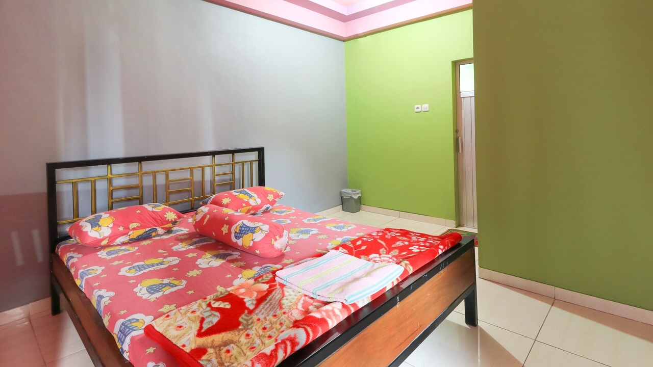 Photo of Bedroom in Tretes