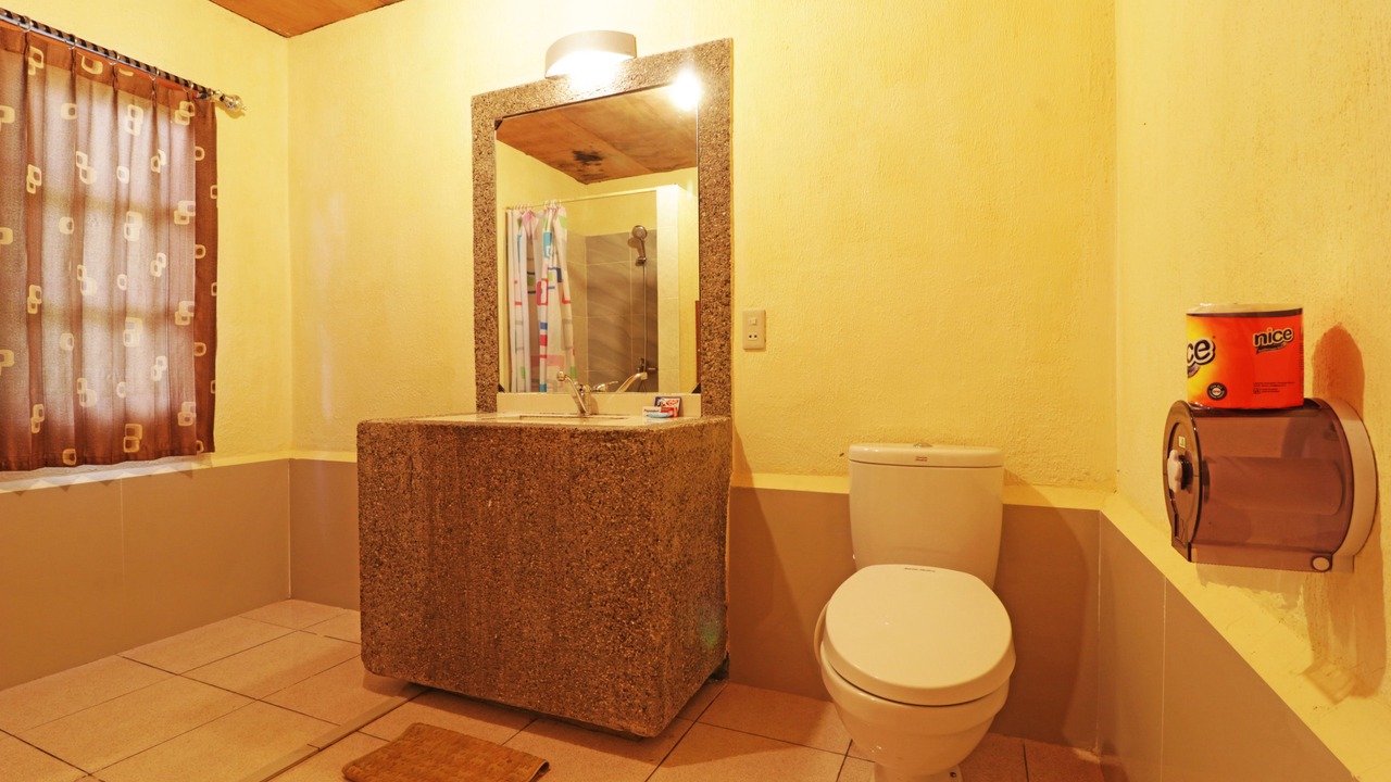 Photo of Bathroom in Ambarita
