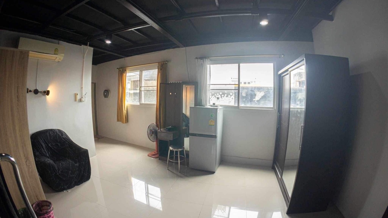 Photo of Bedroom in Pom Prap