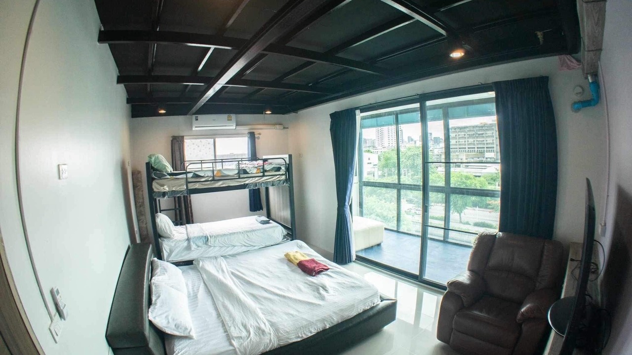 Photo of Bedroom in Pom Prap
