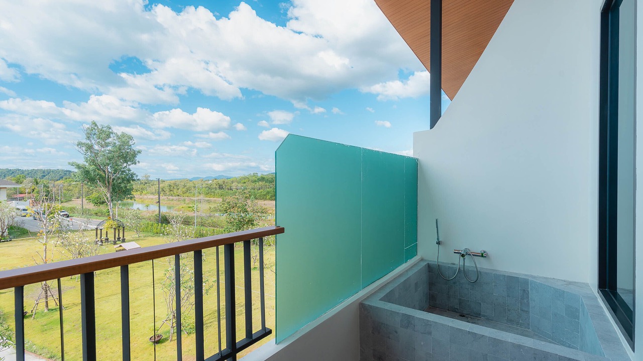 Photo of Patio Balcony in Mai Rut