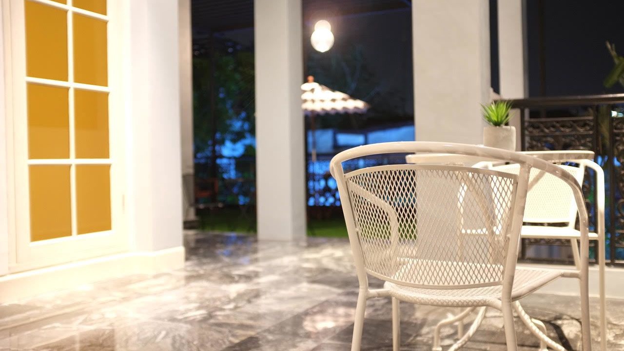 Photo of Patio Balcony in Surabaya