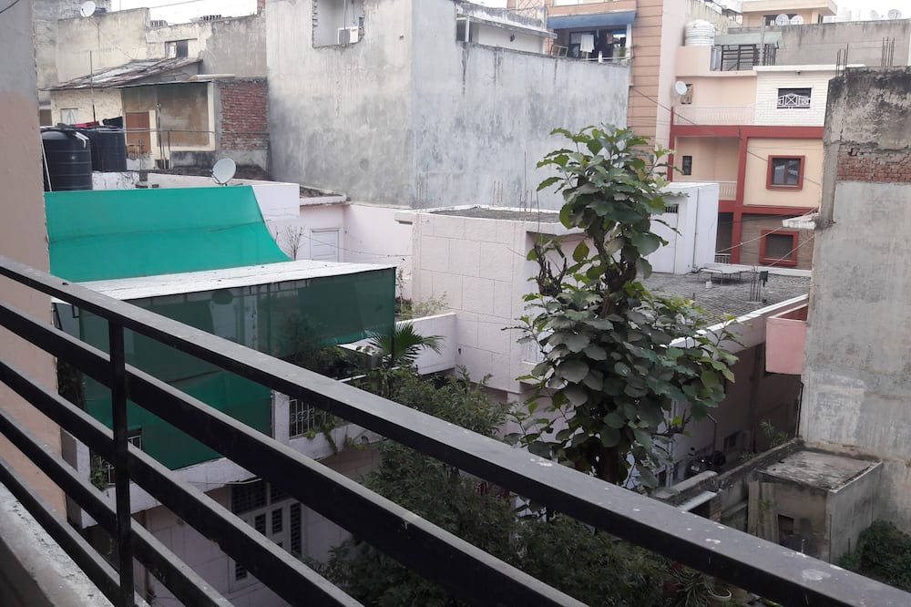 Photo of Patio Balcony in Sector D