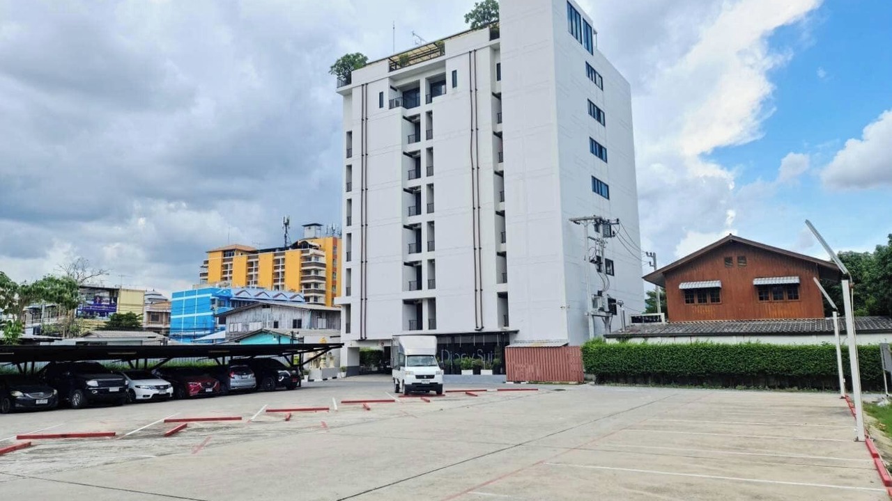 Photo of Outdoor in Nakhon Pathom