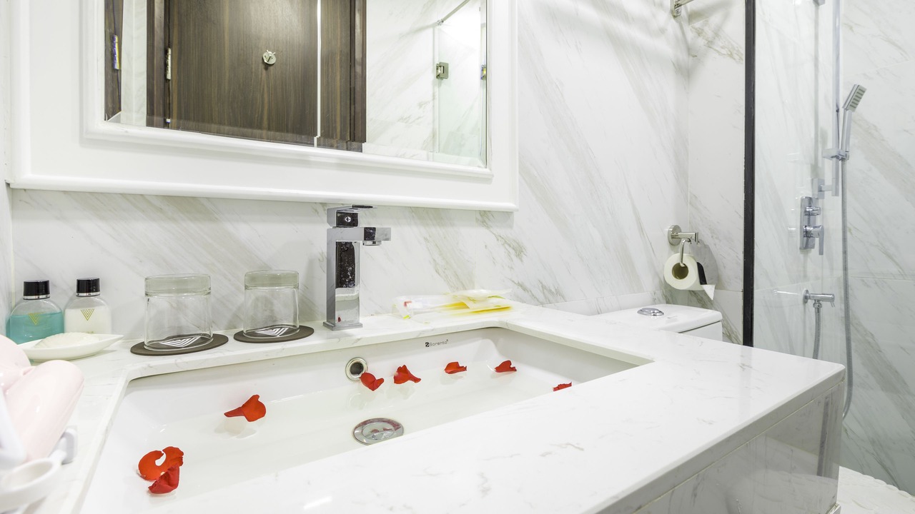 Photo of Bathroom in Chamkar Mon