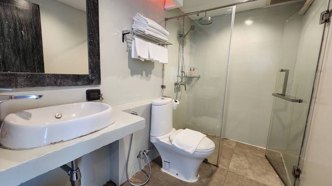 Photo of Bathroom in Laem Phak Bia