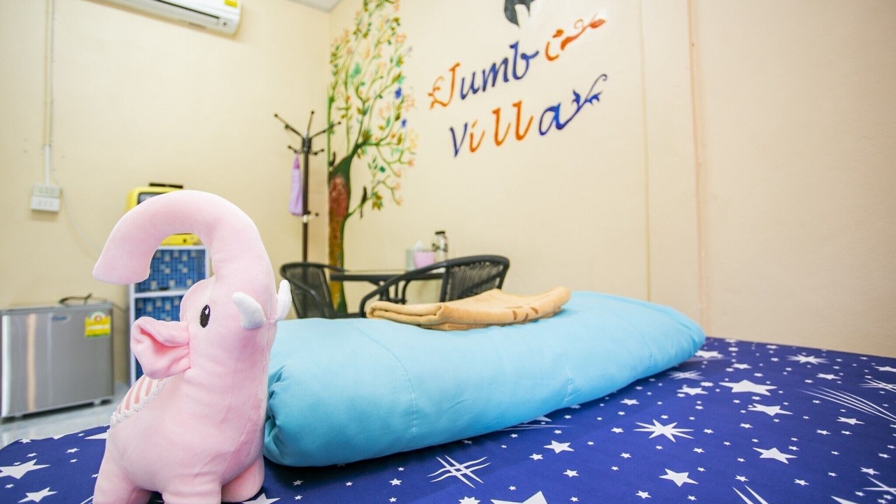 Photo of Bedroom in Wiset Chai Chan