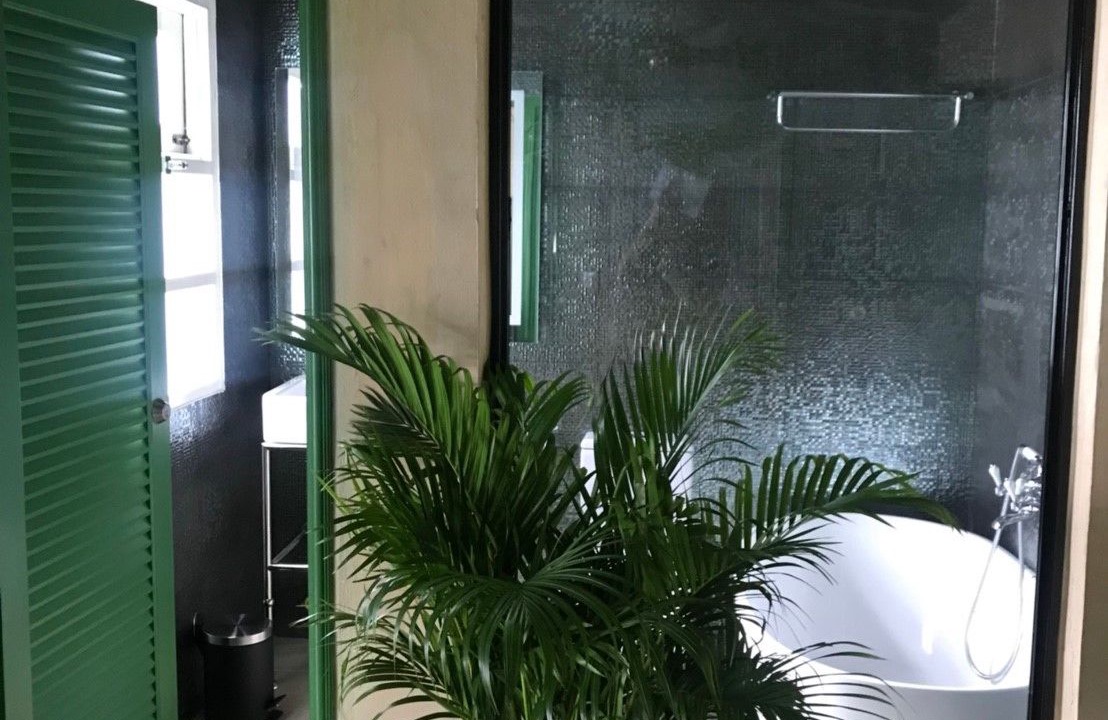 Photo of Bathroom in Samsen Nai