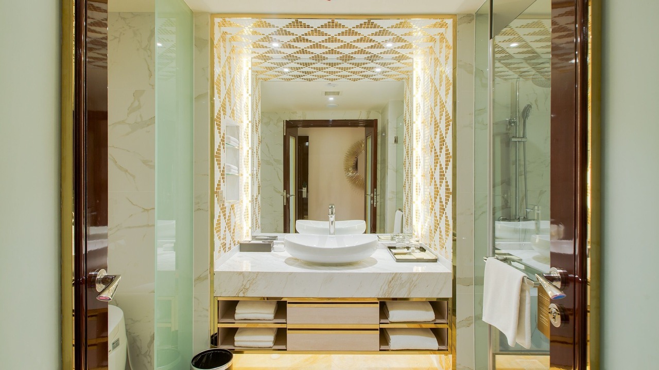 Photo of Bathroom in Chamkar Mon