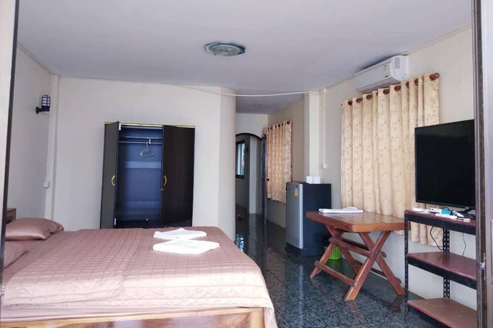 Photo of Bedroom in Saphli