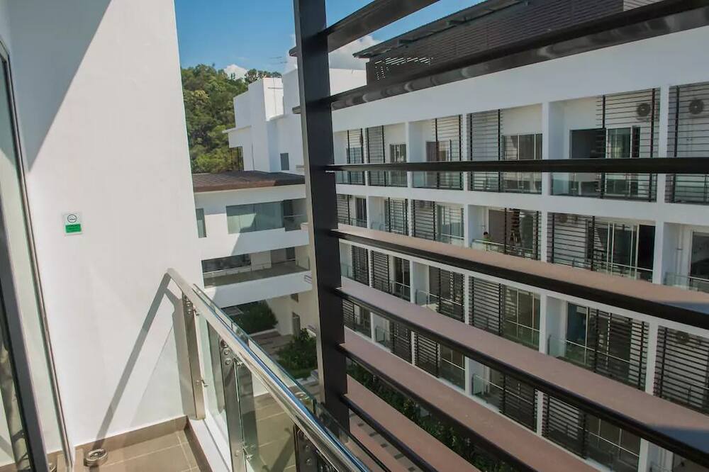 Photo of Patio Balcony in Tanjung Aru