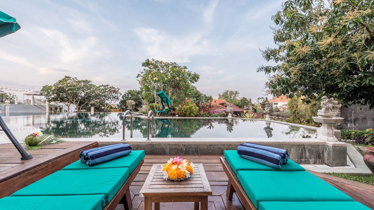 Photo of Outdoor in Mumbul