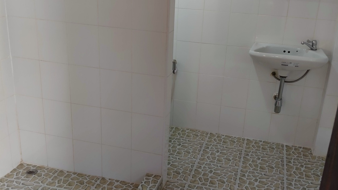 Photo of Bathroom in Chai Nat