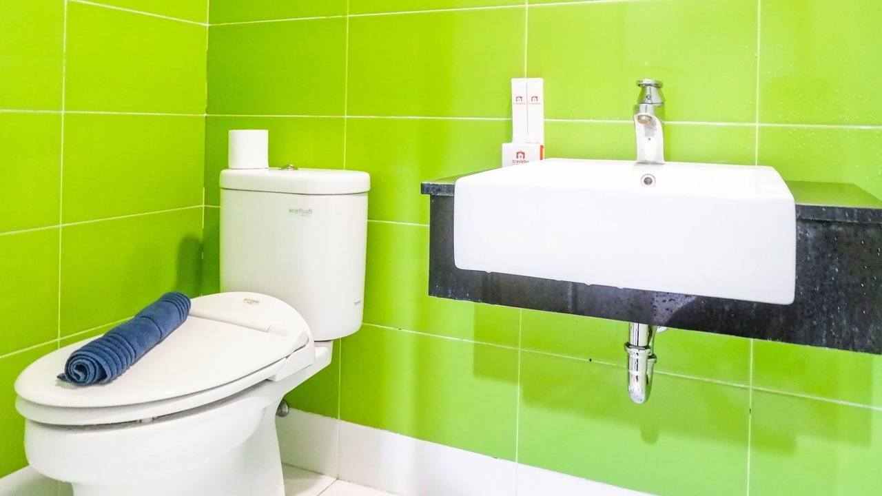 Photo of Bathroom in Siwalankerto