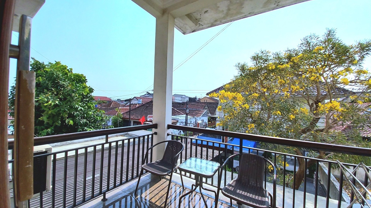 Photo of Patio Balcony in Central Yogyakarta