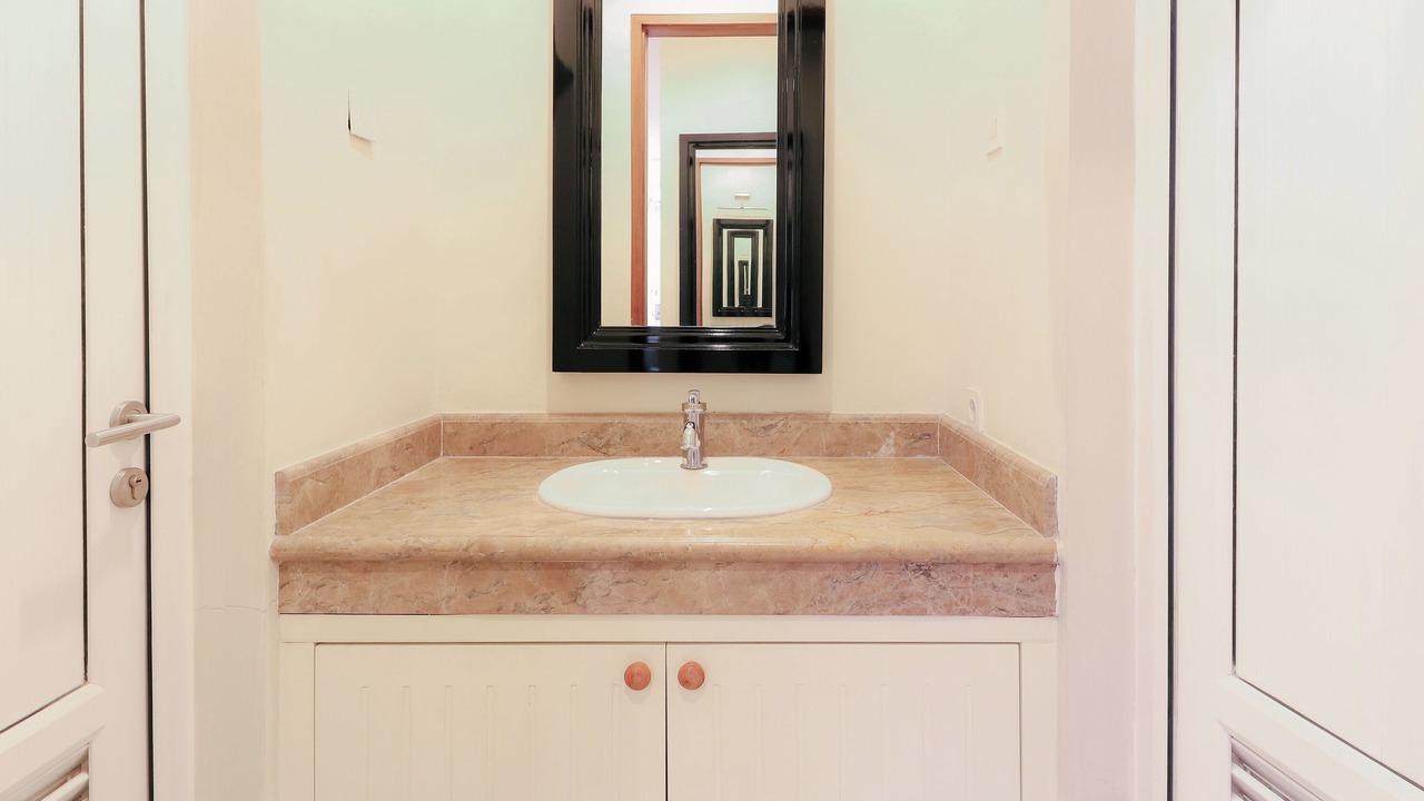 Photo of Bathroom in Surabaya