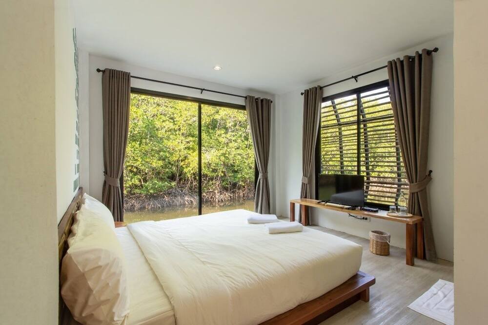 Photo of Bedroom in Ko Kood