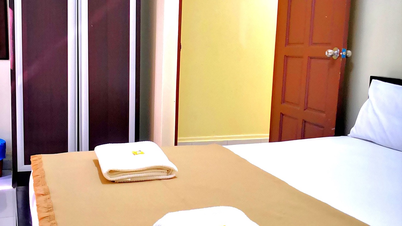 Photo of Bedroom in Batu Ferringhi