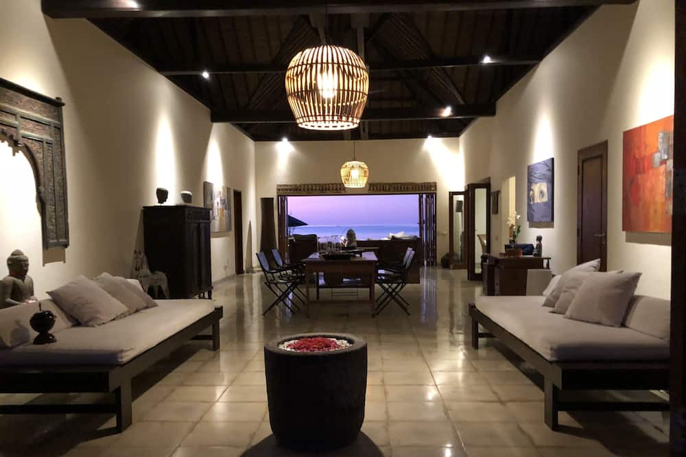 Photo of Livingroom in Dencarik