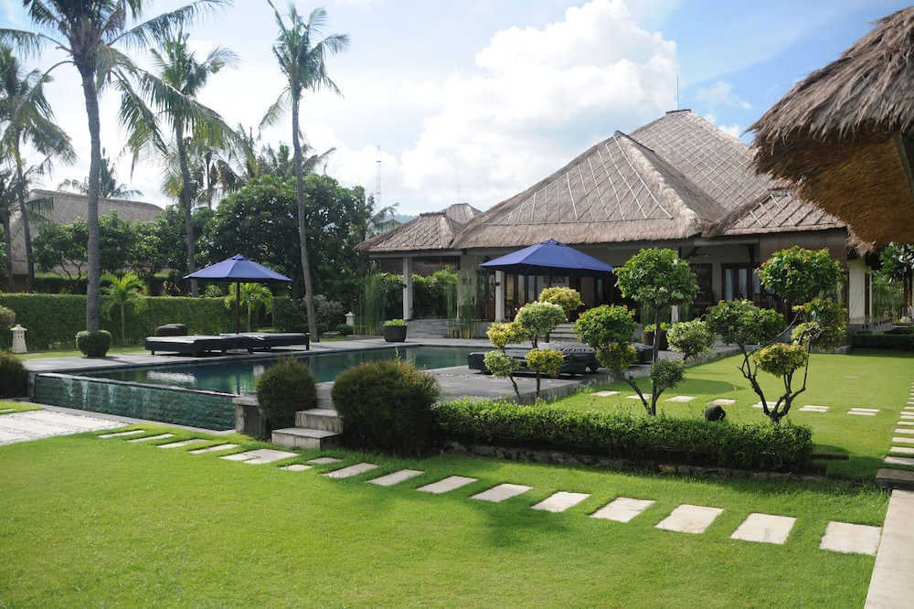 Photo of Outdoor in Dencarik