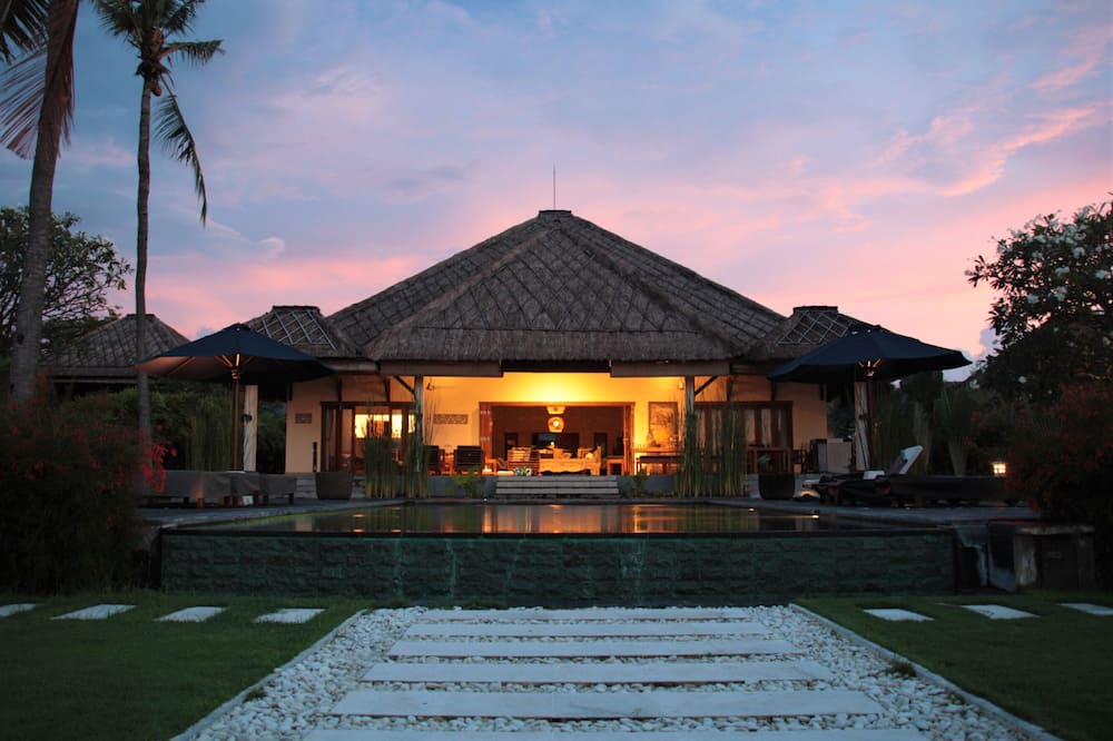 Photo of Outdoor in Dencarik