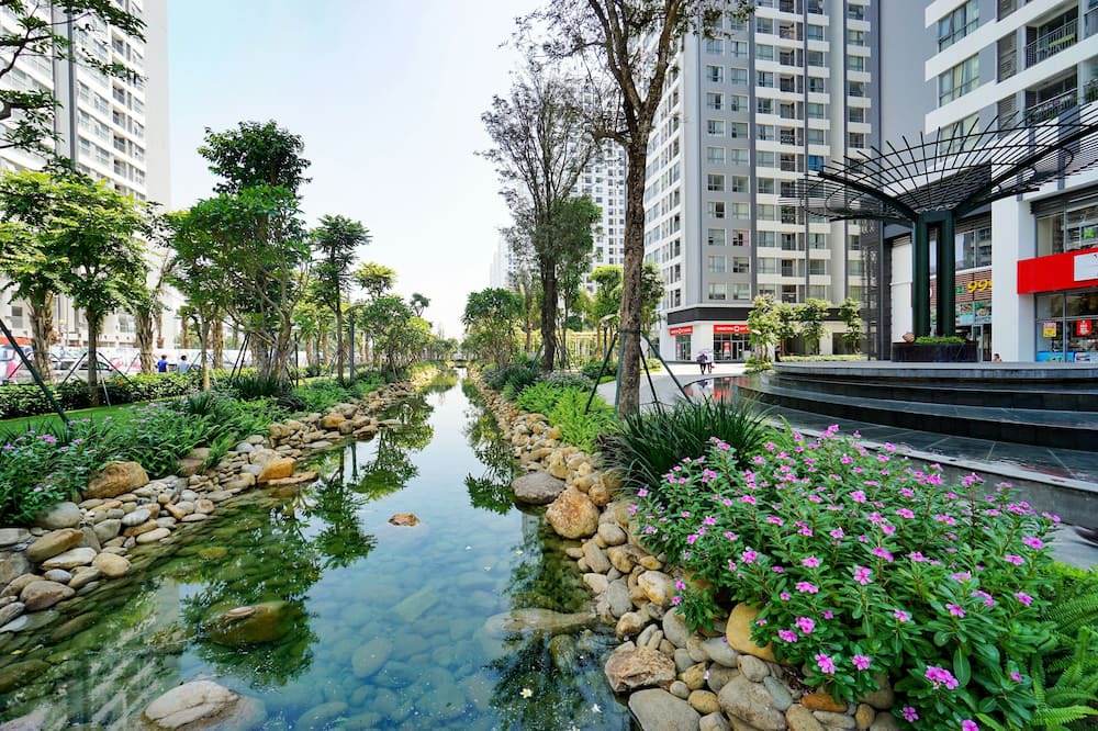 Photo of Outdoor in Hoang Mai