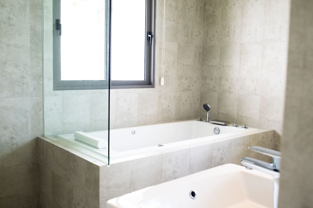 Photo of Bathroom in Moo 5