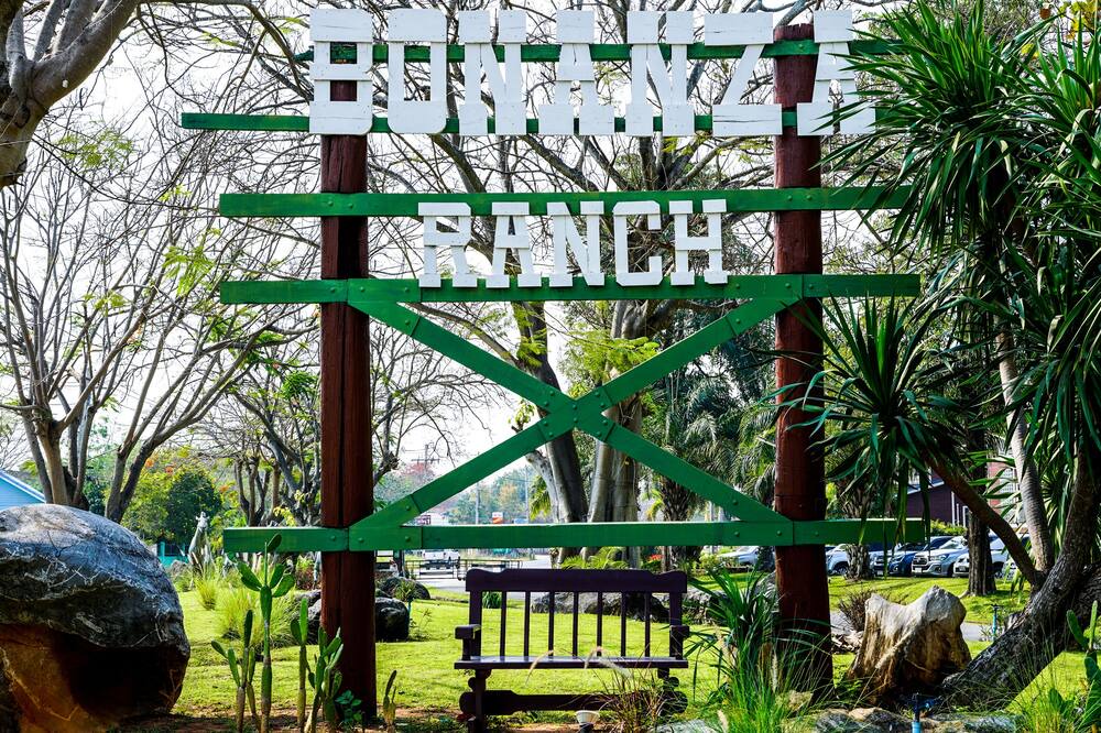 Photo of Outdoor in Khanong Phra