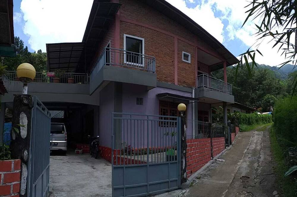 Photo of Others in Cisarua