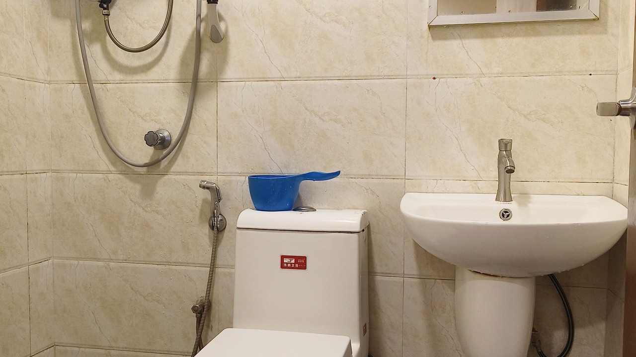 Photo of Bathroom in Kampung Raja