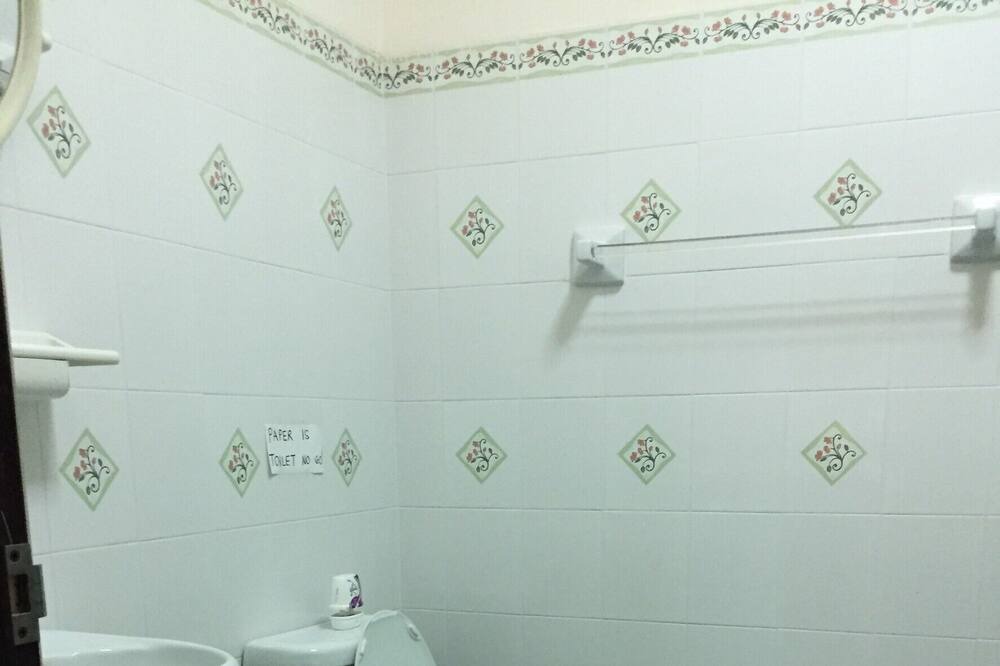 Photo of Bathroom in Thai Chang