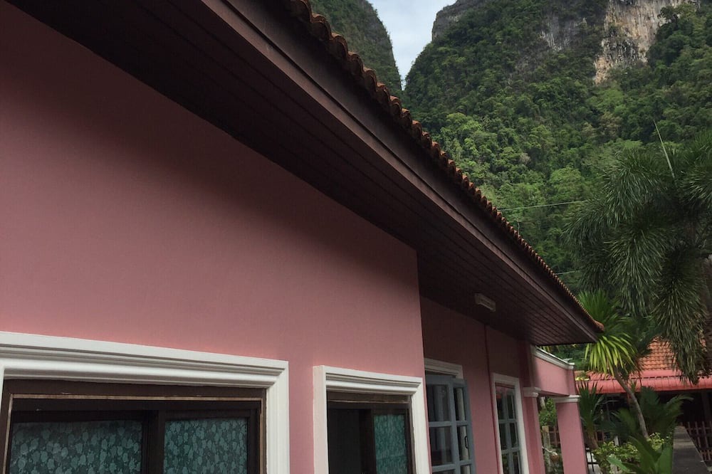 Photo of Outdoor in Thai Chang