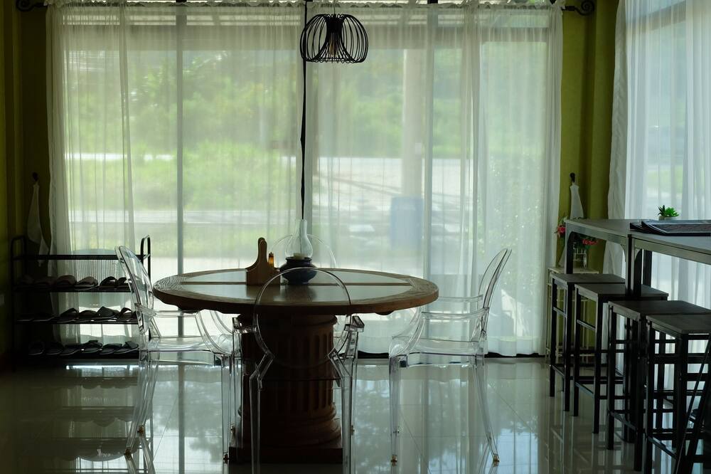 Photo of Livingroom in Wang Pong