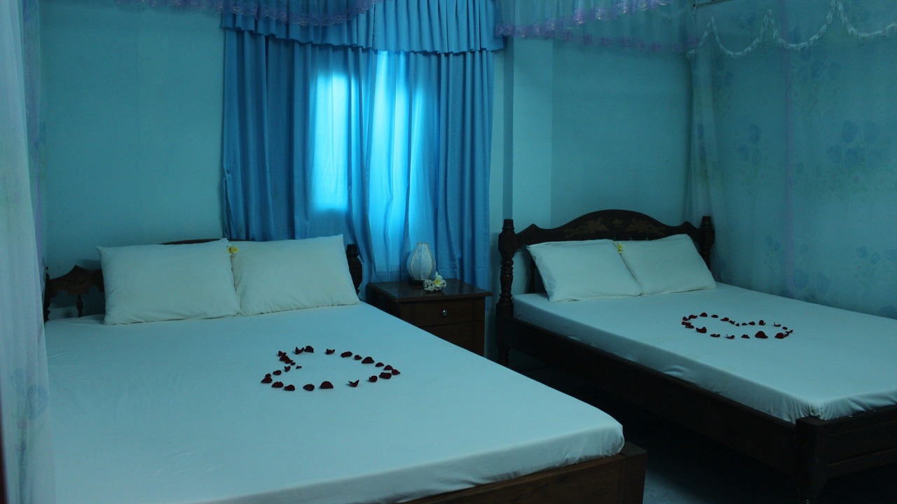 Photo of Bedroom in Cham Island