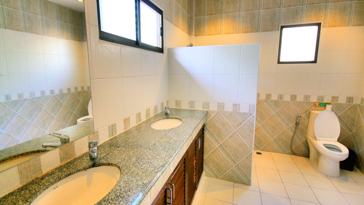 Photo of Bathroom in Nong Prue