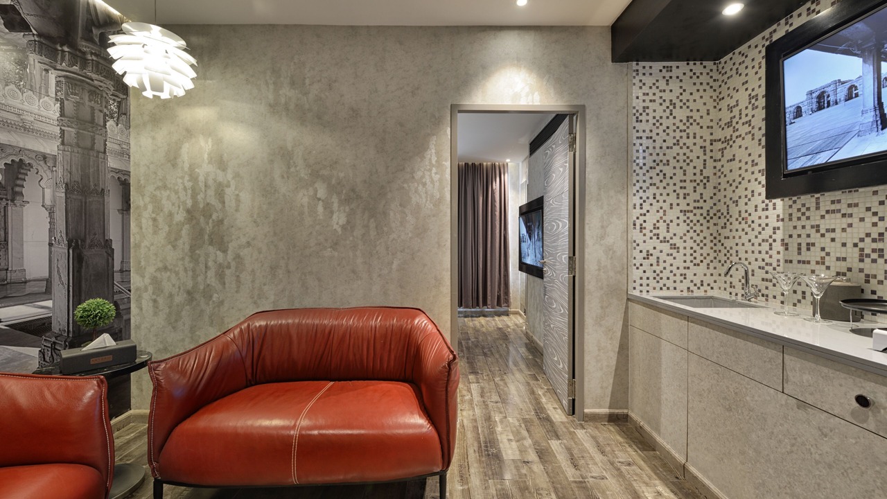 Photo of Bedroom in Navrangpura