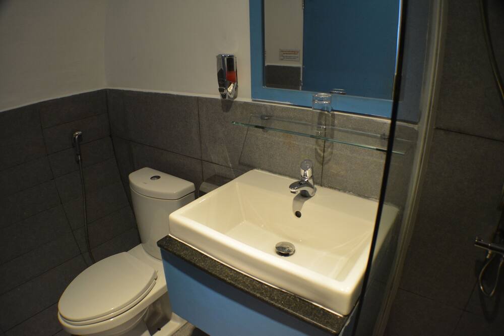 Photo of Bathroom in Koh Rong Sanloem