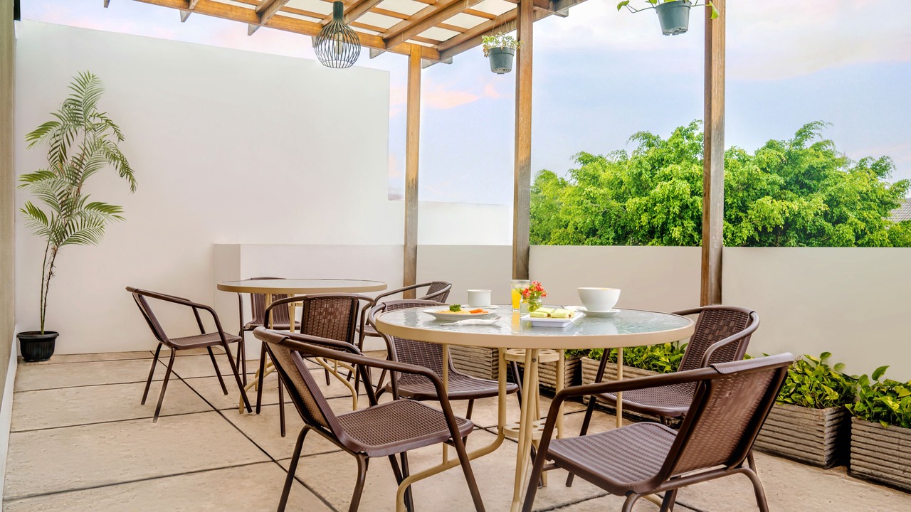 Photo of Patio Balcony in Bendungan Hilir
