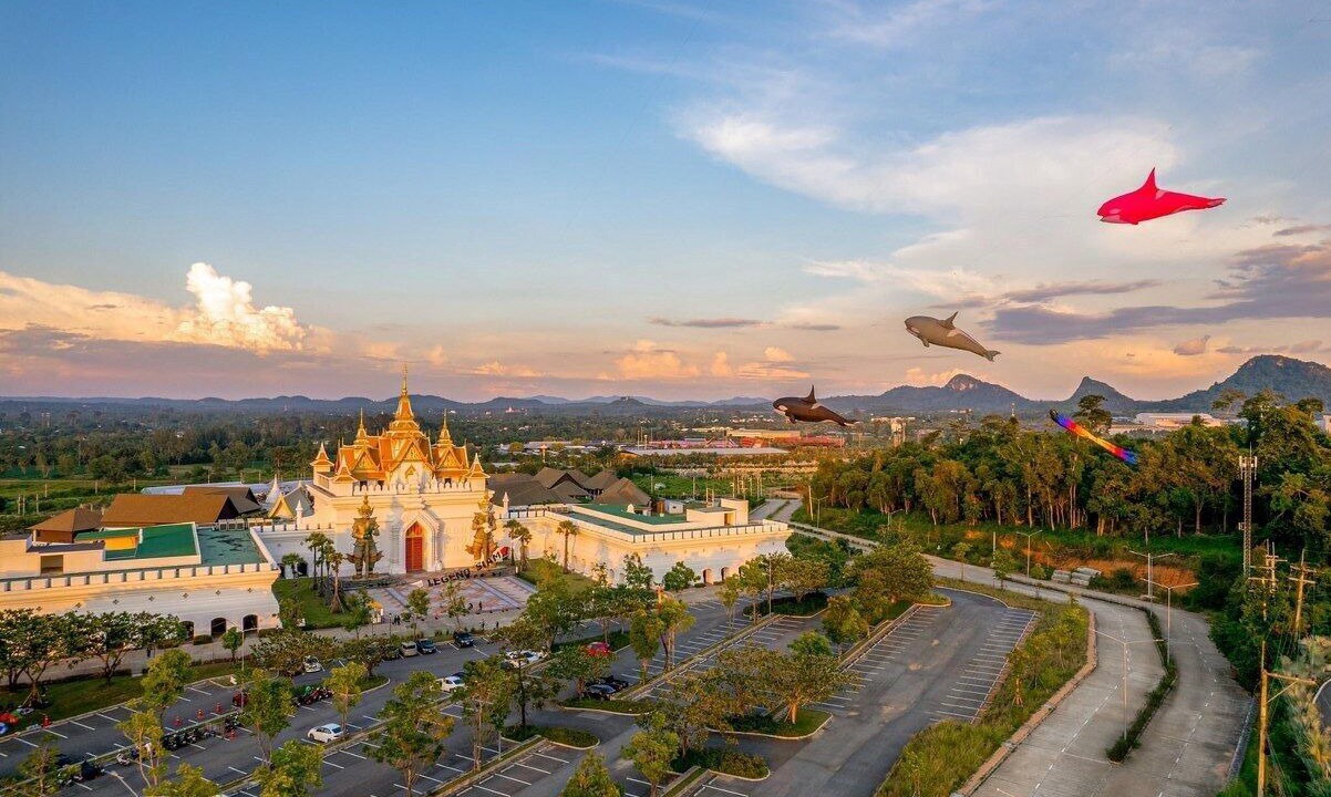 Photo of Others in Bang Sare