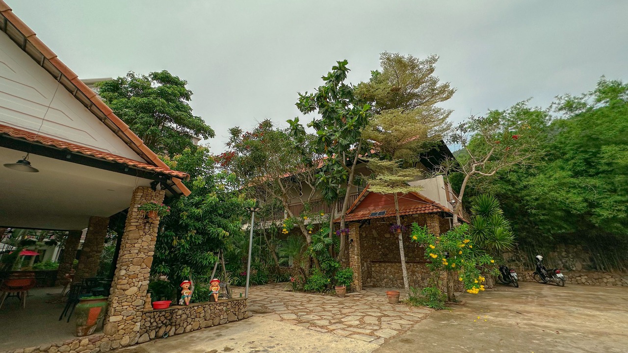 Photo of Outdoor in Krong Kaeb