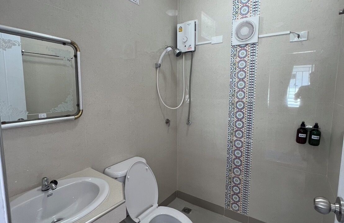 Photo of Bathroom in Ang Thong