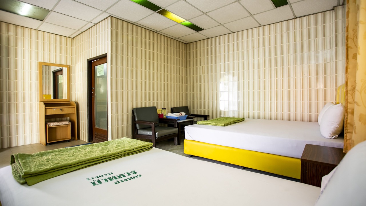 Photo of Bedroom in Ang Thong