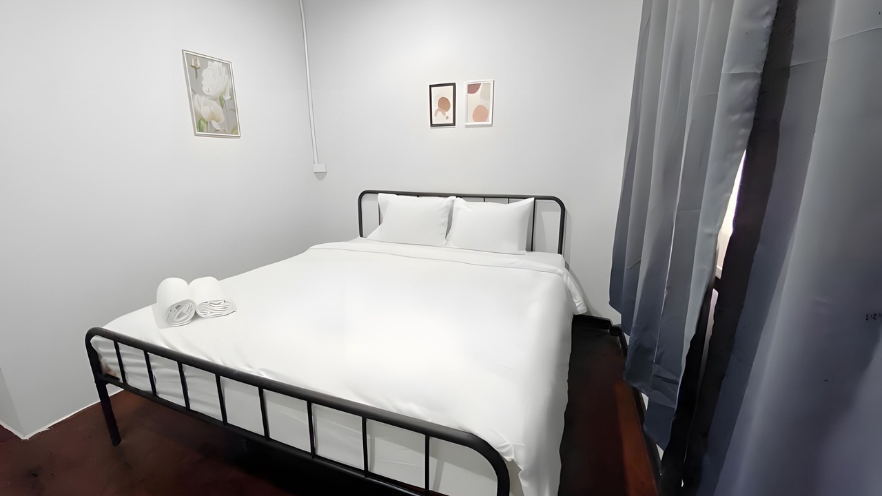 Photo of Bedroom in San Chao Pho Suea