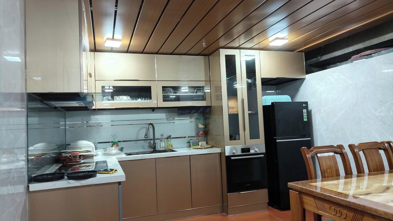 Photo of Kitchen in Van Don